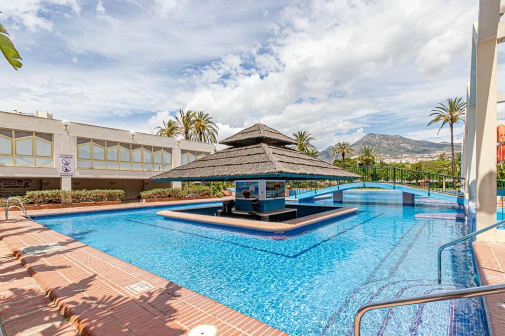 797 Holiday Rentals- Precioso Piso Con Vistas Al Jardin En Benalbeach Benalmádena Eksteriør billede