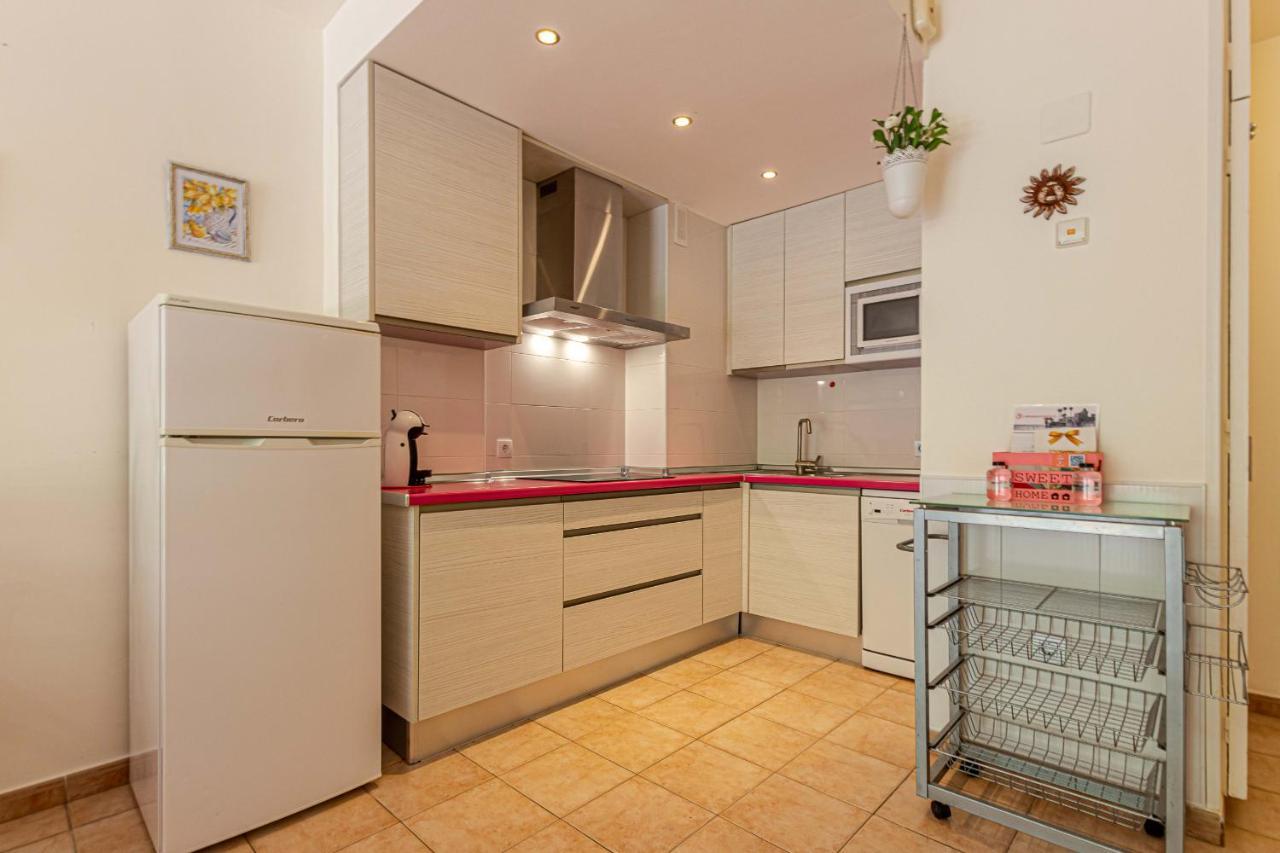 797 Holiday Rentals- Precioso Piso Con Vistas Al Jardin En Benalbeach Benalmádena Eksteriør billede